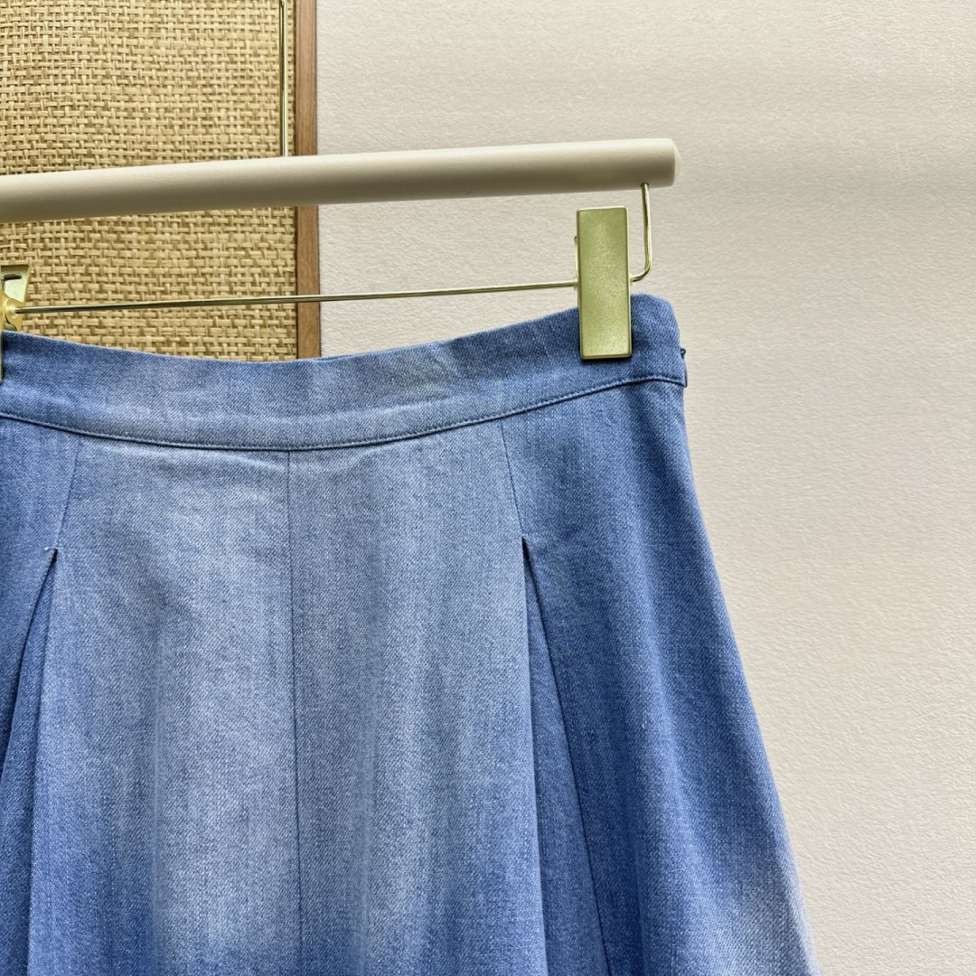 skirts and dresses